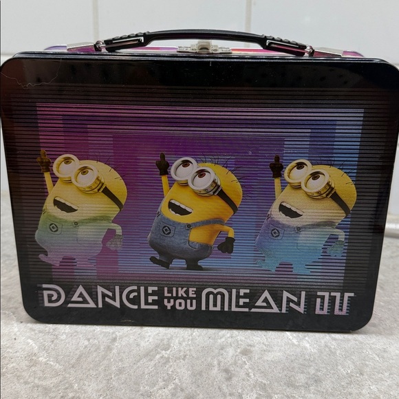 Minions Dance Lunchbox. Like New - Picture 3 of 7